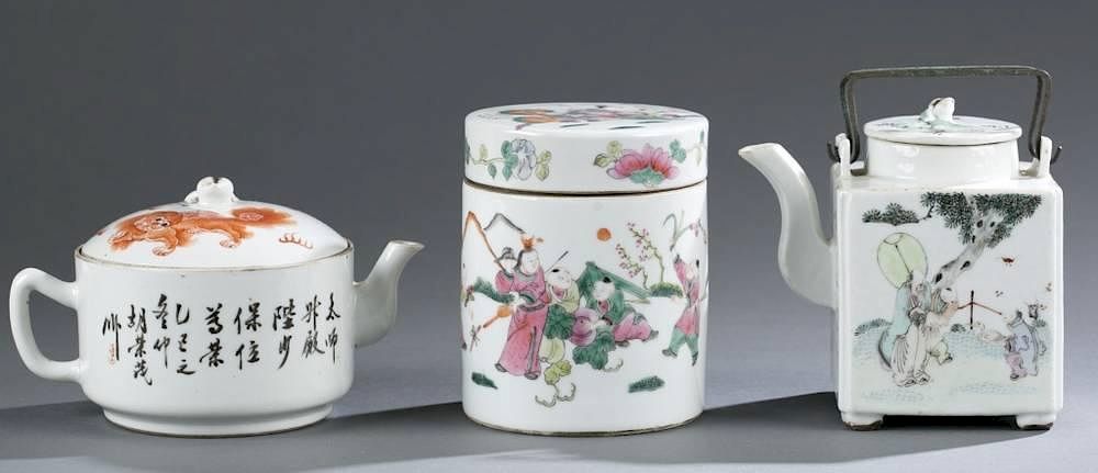 Appraisal: Group of late Ching Dynasty porcelain A group of late