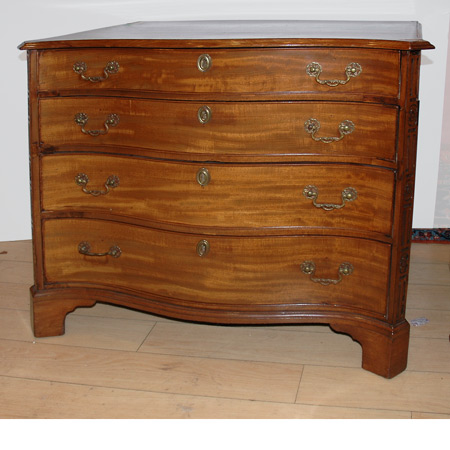 Appraisal: George III Mahogany Bachelor's Chest of Drawers Estimate -