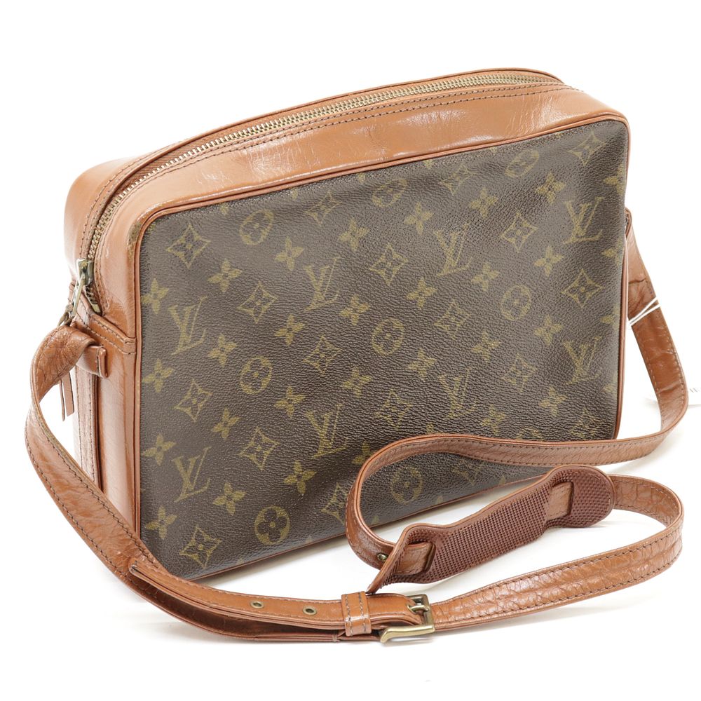 Appraisal: Louis Vuitton - Vintage Messenger Louis Vuitton - Vintage Messenger