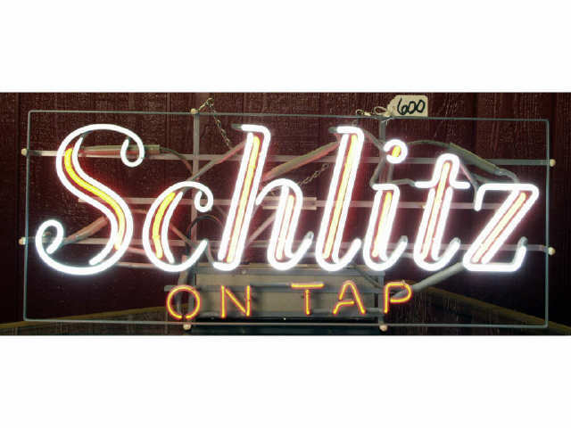 Appraisal: Excellent circa - neon Schlitz Beer sign with -point flasher