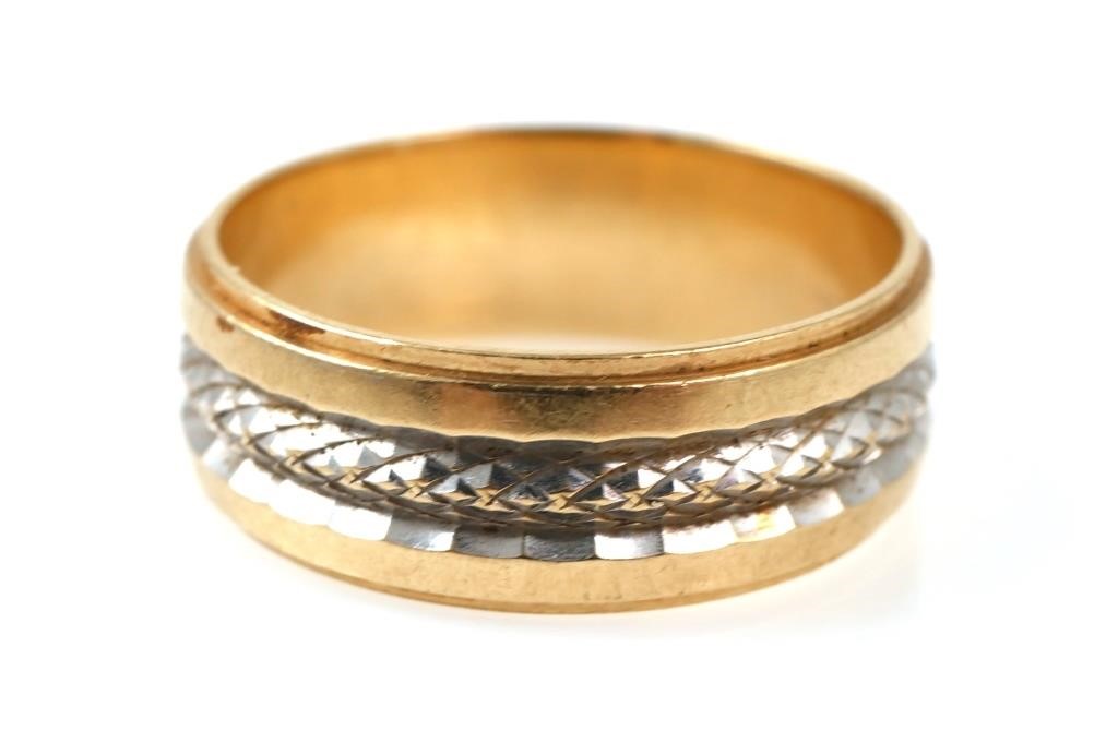 Appraisal: Designer Artcarved wedding band ring in k yellow gold mm