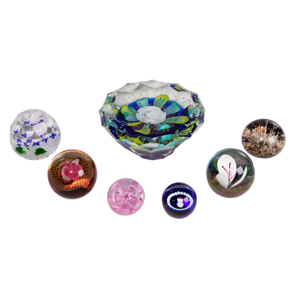 Appraisal: CAITHNESS PAPERWEIGHT ASSORTMENT paperweights including a larger faceted with a