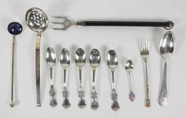 Appraisal: A Danish silver spoon Dragsted Copenhagen with swan terminal and