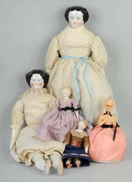 Appraisal: Lot of German Antique Dolls Description One s Parian with