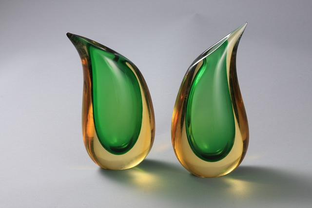 Appraisal: Pair of Sommerso teardrop vases Signed Unknown maker H Signature