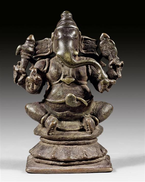 Appraisal: A SMALL BRONZE FIGURE OF GANESHA Indien ca th c