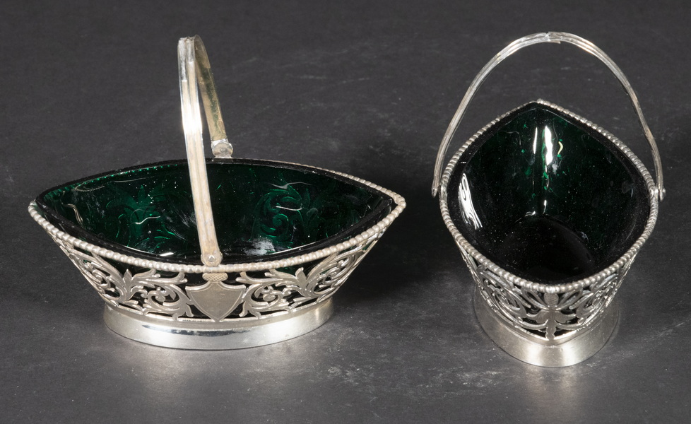 Appraisal: PR VICTORIAN GLASS LINED SILVER MASTER SALTS Pair of Mid-