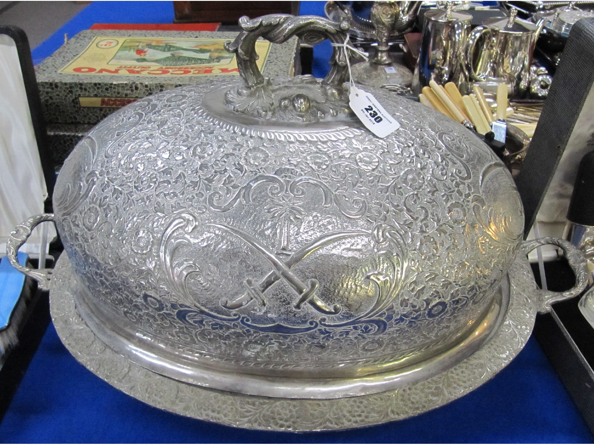 Appraisal: A large Saudi Arabian silver plated meat dish and cover