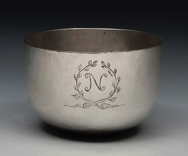 Appraisal: A GEORGE I SILVER TUMBLER CUP of plain form bottom