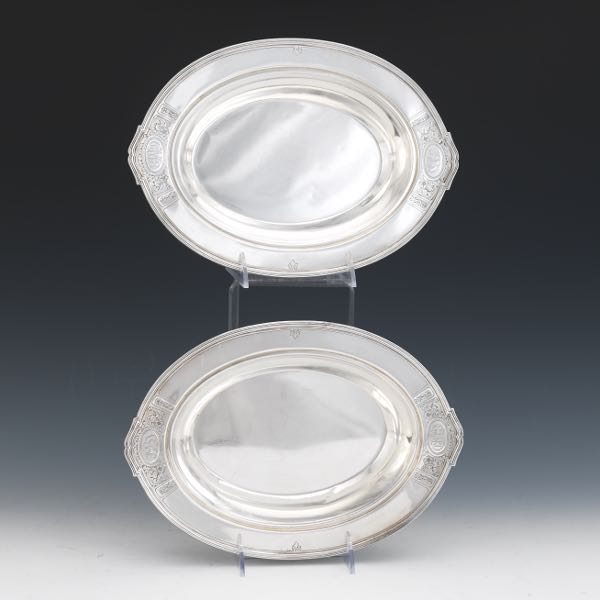 Appraisal: PAIR OF GORHAM STERLING SILVER ENTREE DISHES RETAILED BY GROGAN