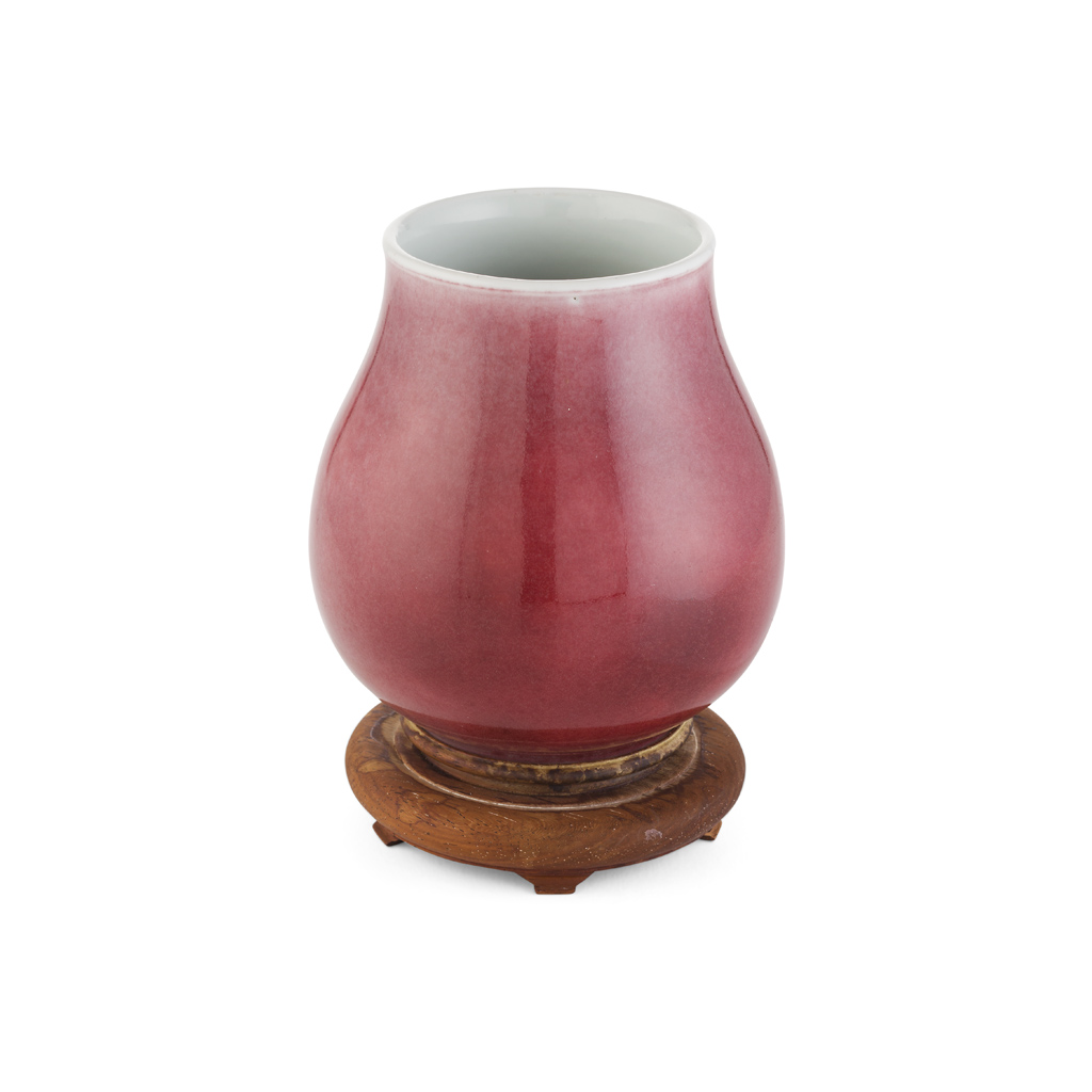 Appraisal: PEACH-BLOOM GLAZED VASE NIU TOU ZUN the pear-shaped body rising