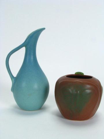 Appraisal: Two pieces of Van Briggle pottery including a ''h pot