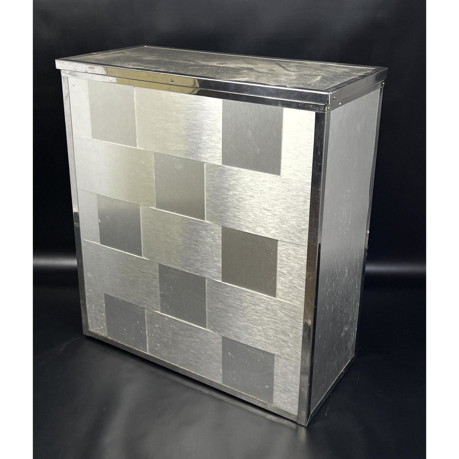 Appraisal: STYLEBUILT New York Lift Top Box Hamper Satin and Polished