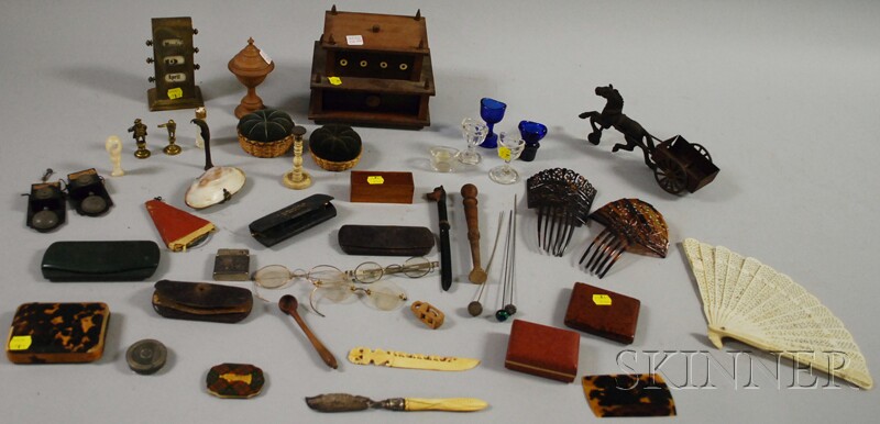 Appraisal: Lot of Small Miscellaneous and Collectible Items including a two-tiered