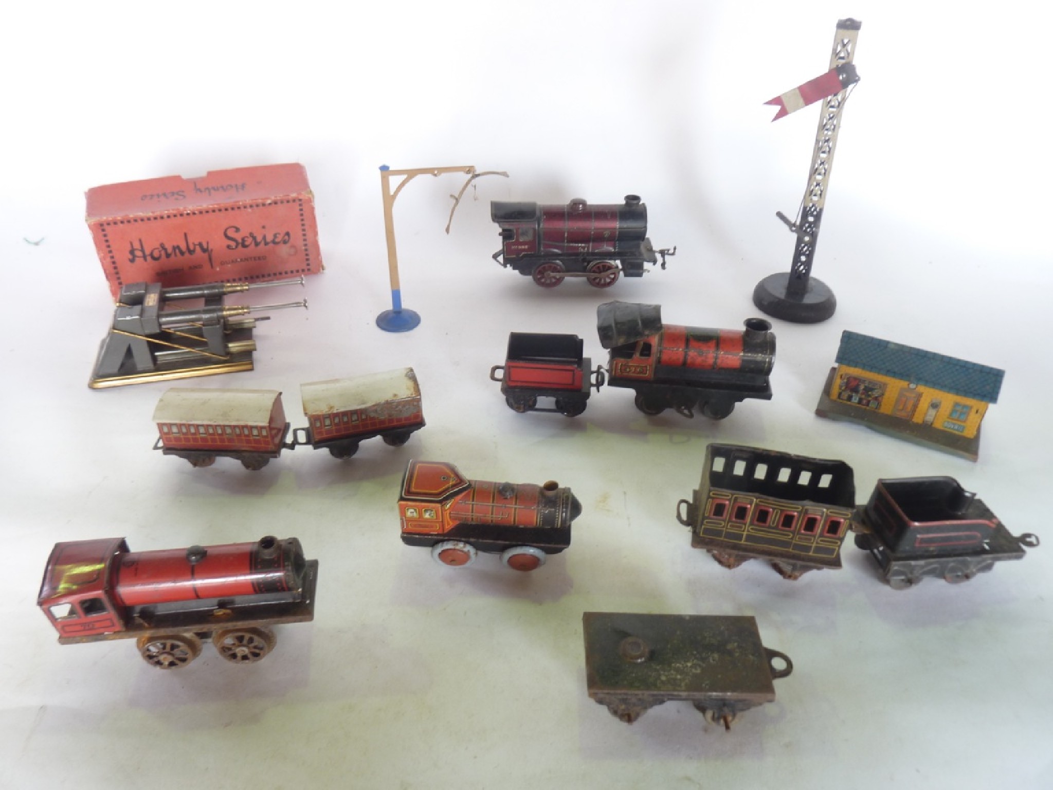 Appraisal: A quantity of antique gauge model railway effects to include