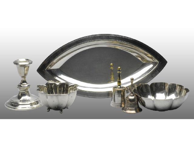 Appraisal: Lot of Assorted Sterling Silver Pieces Description Includes bread tray