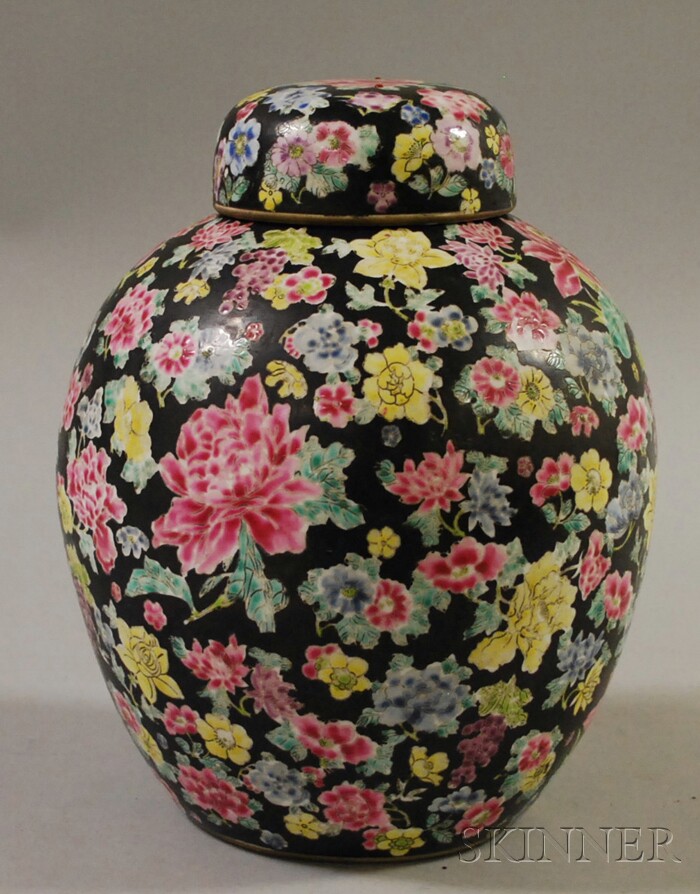 Appraisal: Modern Chinese Export Enamel-decorated Porcelain Jar with Cover