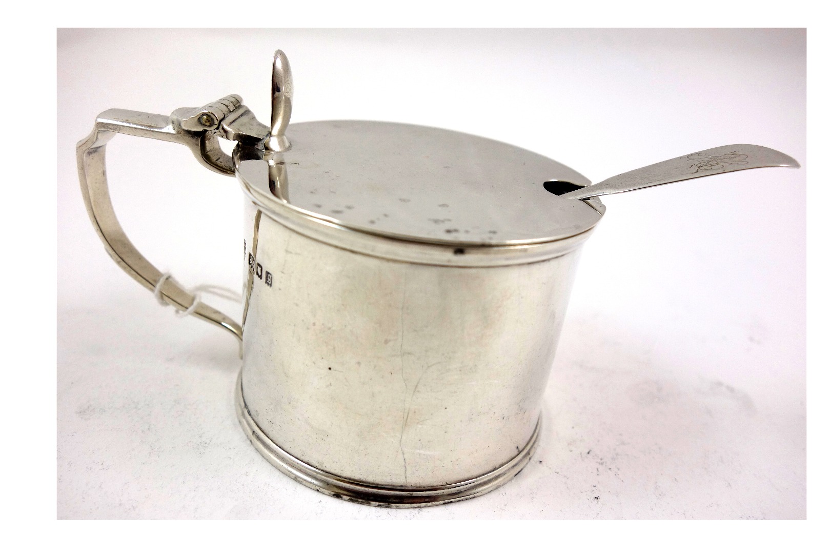 Appraisal: A George III style silver drum mustard pot Charles Stuart