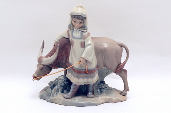 Appraisal: Lladro figurine Manchurian Girl marked under the base Lladro Hand