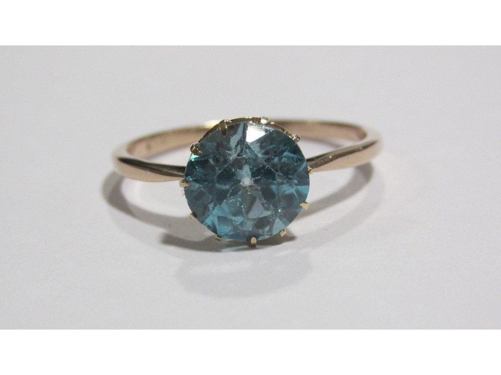 Appraisal: An early th century rose gold aquamarine single stone ring