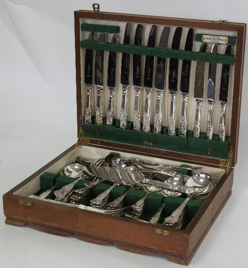 Appraisal: A canteen of Kings pattern EPNS flatware with an H