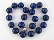 Appraisal: A lapis lazuli bead necklace with magnetic clasp beads approx