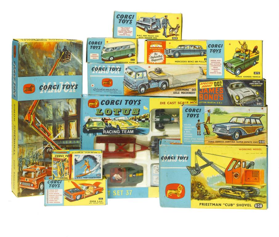 Appraisal: TWELVE CORGI VEHICLES INCLUDING A GIFT SET excellent all boxed