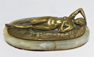 Appraisal: European Bronze Reclining Female Nude Sculpture EUROPE - TH CENTURY