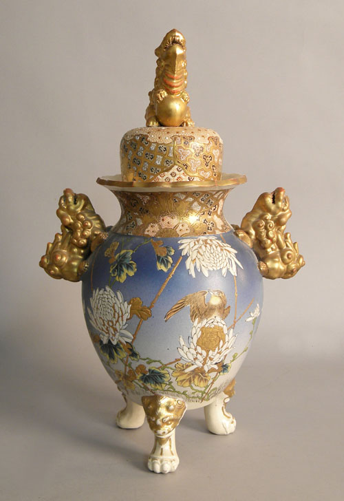 Appraisal: Satsuma covered urn h