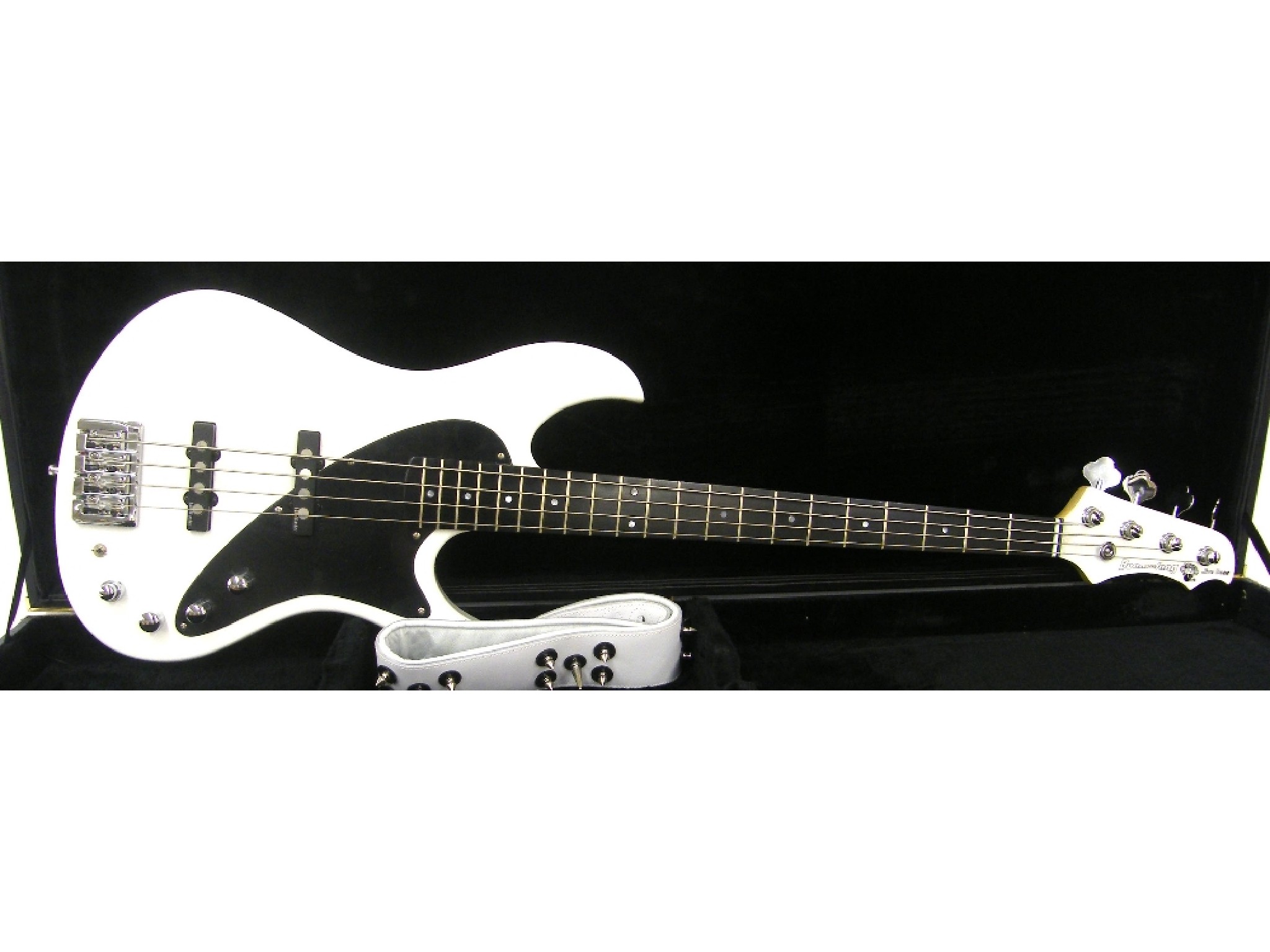 Appraisal: R M I Boomslang Jive bass guitar white finish electrics