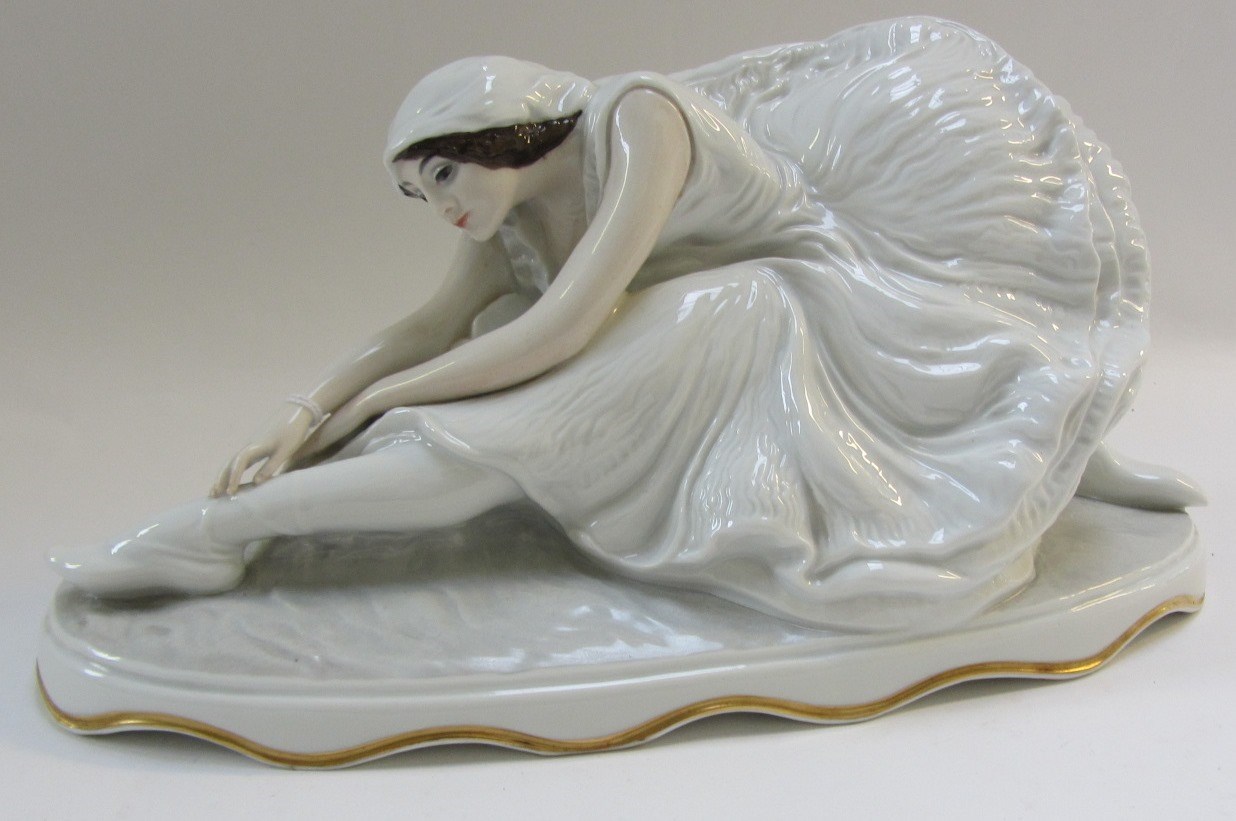 Appraisal: A Rosenthal porcelain model of a ballerina - Anna Pavlova