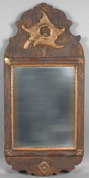 Appraisal: th Century Queen Anne courting mirror h x w Finish