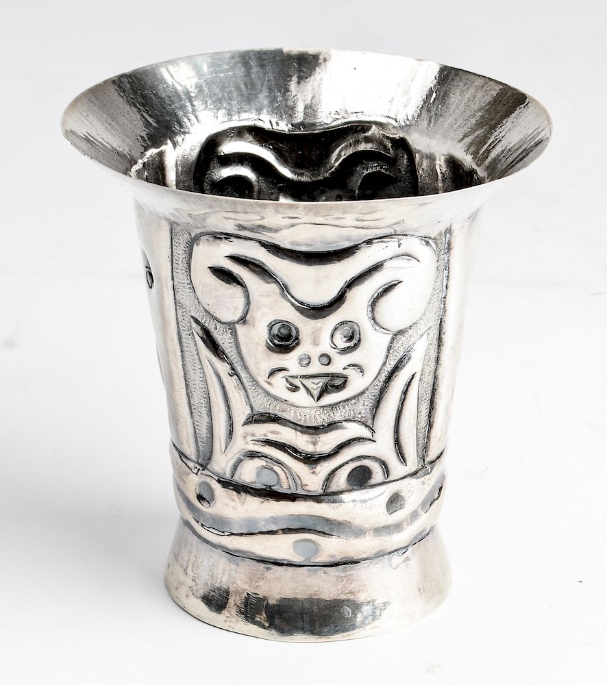 Appraisal: Sterling Silver Repousse Beaker Cup Sterling silver repousse beaker cup