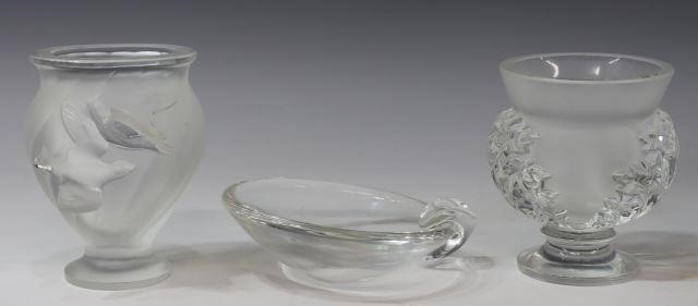 Appraisal: lot of Art glass th c including French Lalique St