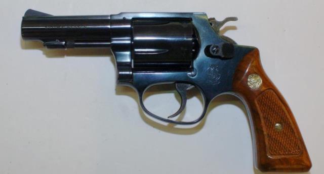 Appraisal: Smith Wesson Model - Chiefs Special-Blued shot J frame revolver