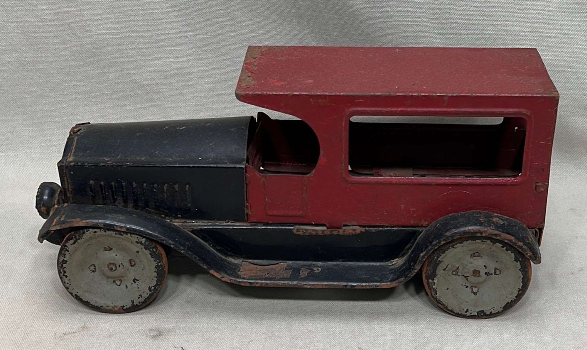 Appraisal: American pressed steel hillclimber sedan toyearly to mid th century