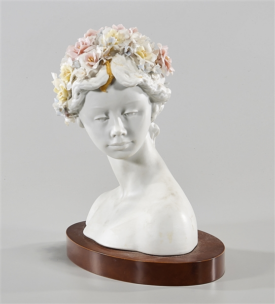 Appraisal: Spanish LLadro bust of a woman Daisa mark to base