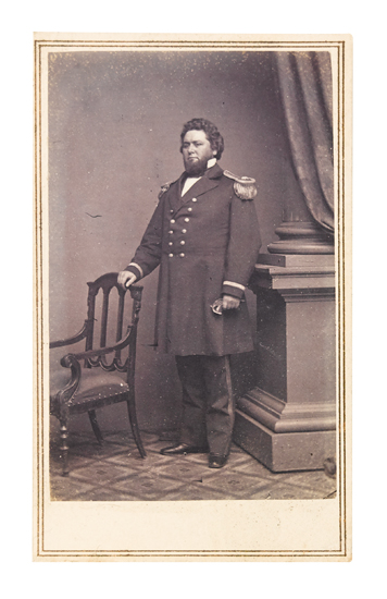 Appraisal: CIVIL WAR Album containing cartes-de-visite and tintypes with approximately depicting