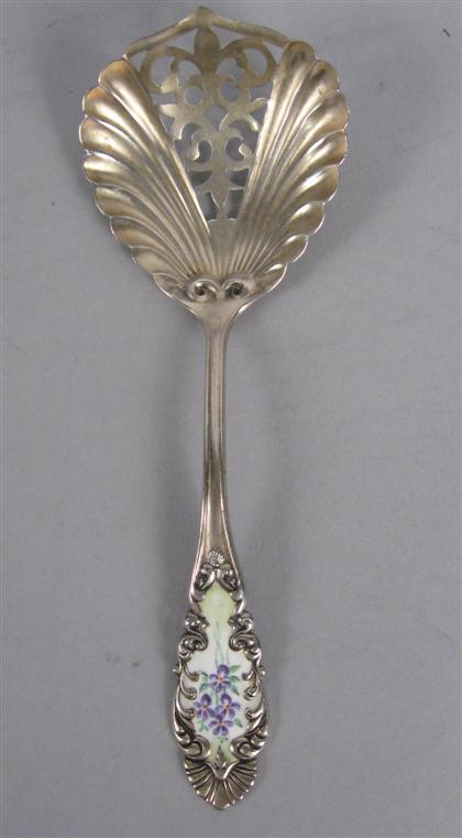 Appraisal: Assorted American sterling silver flatware th century Comprising Knowles 'Angelo'