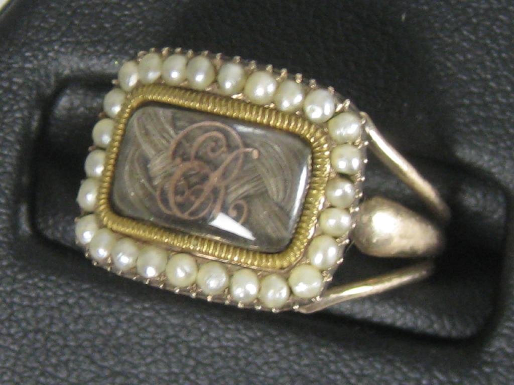 Appraisal: A Georgian Gold and Seed Pearl Memorial Ring the oval