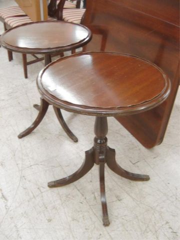 Appraisal: PR ROUND MAHOGANY LAMP TABLES