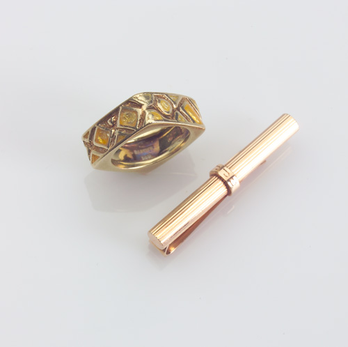 Appraisal: CARTIER VAN CLEEF ARPELS Cartier ring in k yellow gold