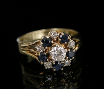 Appraisal: A Vintage Diamond and Sapphire Cluster Ring k yellow gold