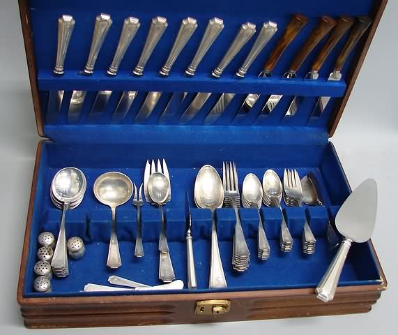 Appraisal: Monogrammed S including knives jelly server salad forks teaspoons dinner