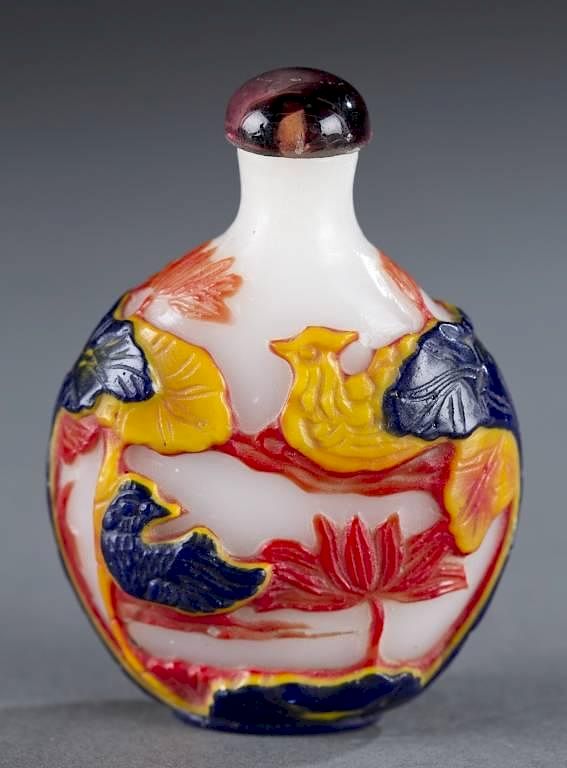 Appraisal: Chinese Peking glass snuff bottle A Chinese Peking glass snuff