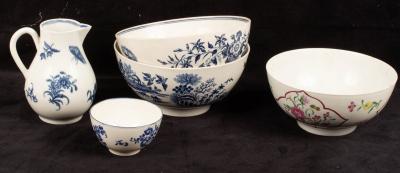 Appraisal: Two Worcester blue and white slop bowls decorated with fence