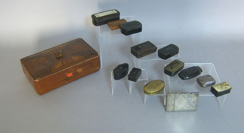 Appraisal: Group of snuff boxes late th c together with a