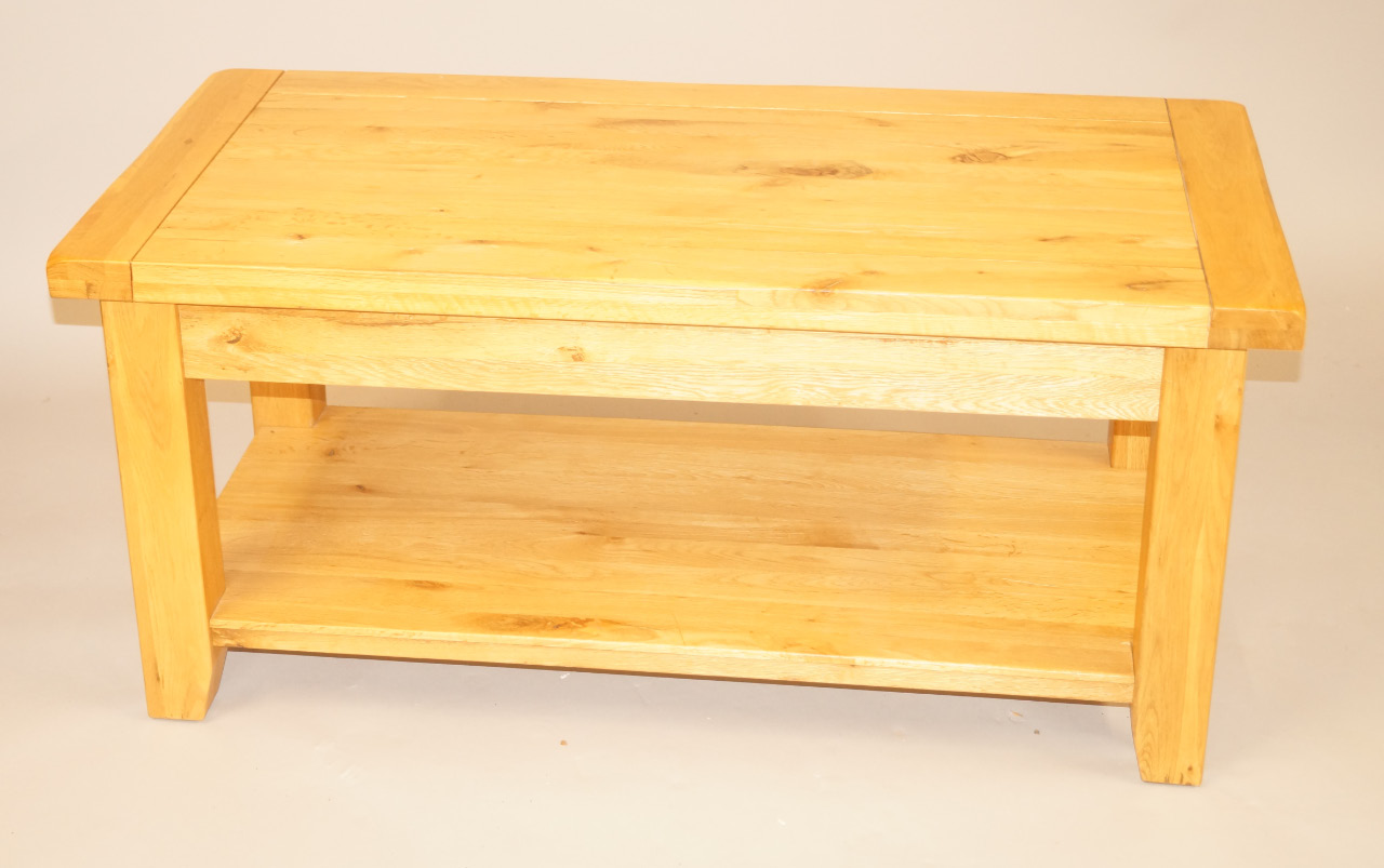 Appraisal: A modern light oak two tier rectangular coffee table cm