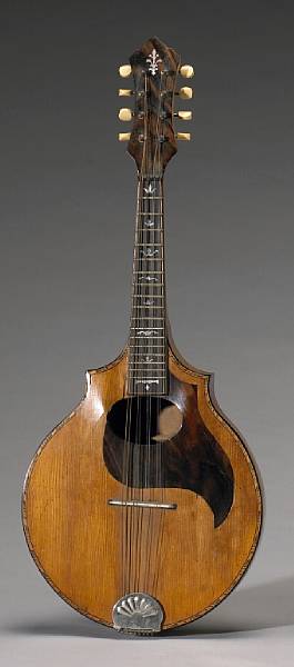 Appraisal: A Ram Rod Shurtliff mandolin circa s The body with