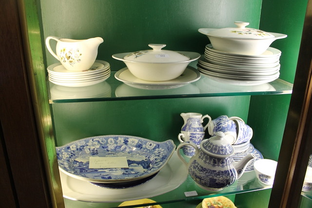 Appraisal: A TH CENTURY BLUE AND WHITE OPEN DISH with blue